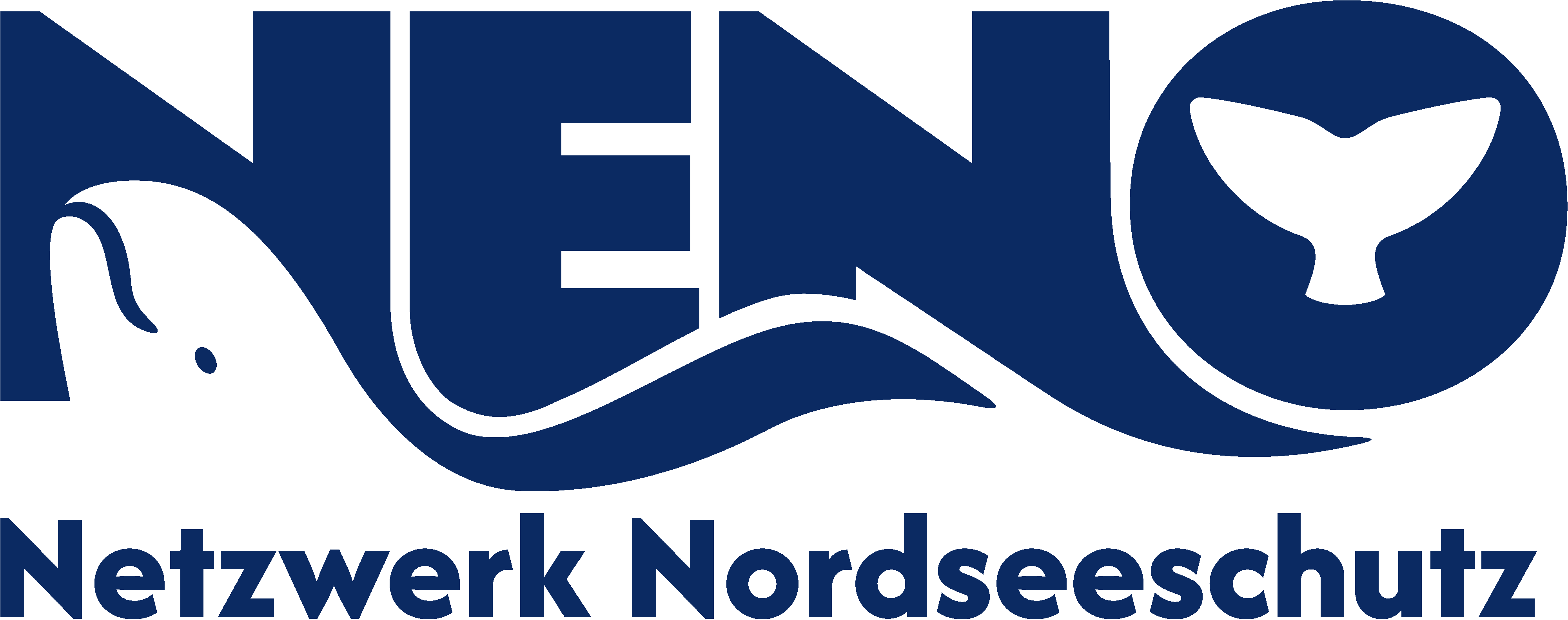 Logo von „Netzwerk Nordseeschutz“ mit dem Akronym „NENO“ in dunkelblauen, fett gedruckten Buchstaben. Im ersten „N“ ist der Umriss eines Schweinswalkopfes integriert, das zweite „N“ enthält eine geschwungene Wellenlinie an der Unterseite, und im „O“ ist eine stilisierte Walflosse zu sehen. Unter dem Akronym steht der vollständige Name „Netzwerk Nordseeschutz“ in dunkelblauer Schrift.