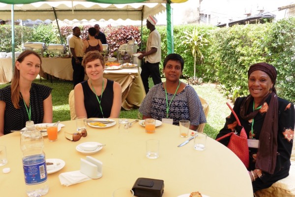 Austascuh SUTAS MITTELSATRASS Austascuh SUTAS MITTELSATRASS