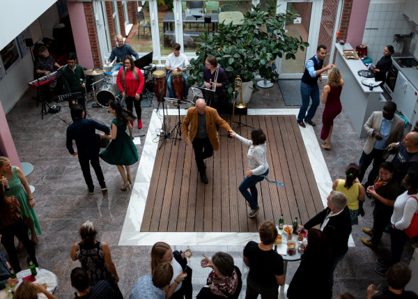 190930 276 190930 276