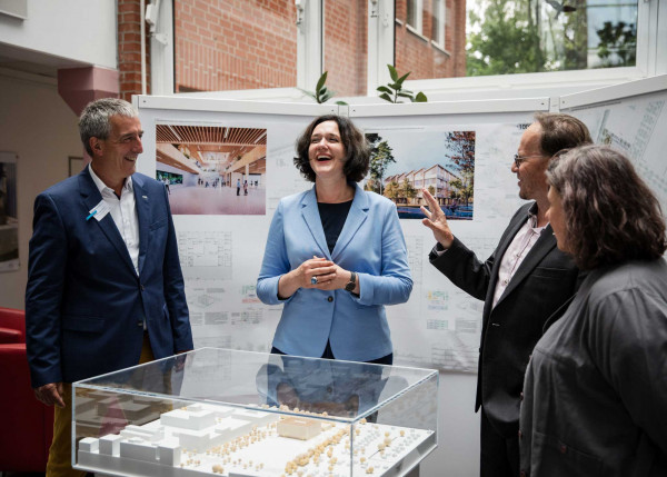 antrittsbesuch senatorin moosdorf   web antrittsbesuch senatorin moosdorf   web